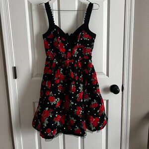 Hot Topic Retro Dress
